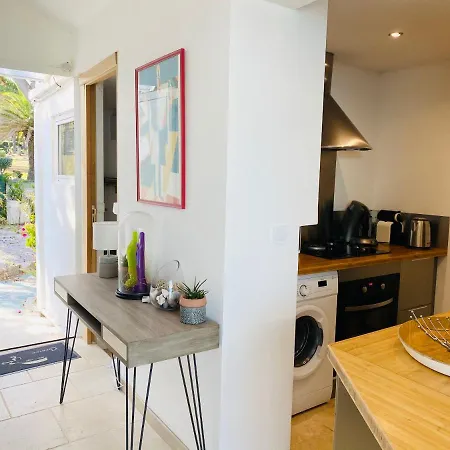 Marine De Sant'ambroggio Standing Pieds Dans L'eau - F3 3pra Apartment *