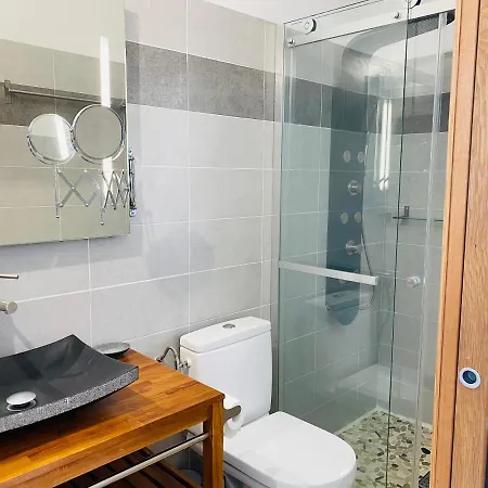 Apartment Marine De Sant'ambroggio Standing Pieds Dans L'eau - F3 3pra Lumio (Corsica)